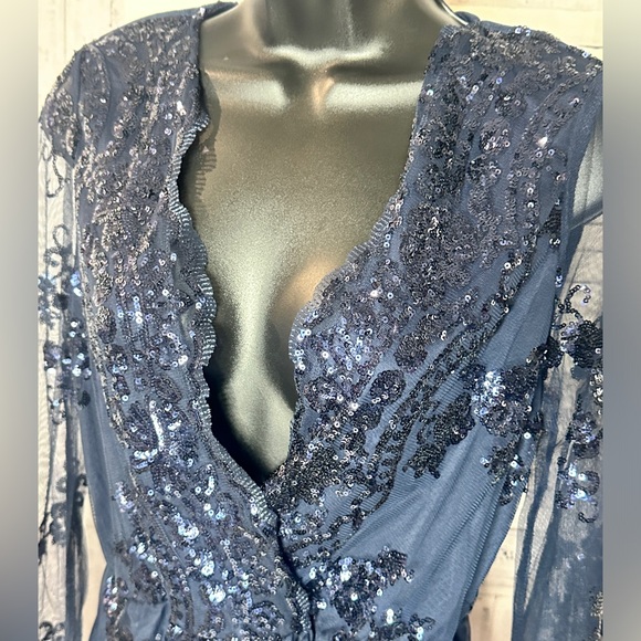 ON CALL PLAYSUIT IN NAVY BLUE SEQUIN - Picture 8 of 13